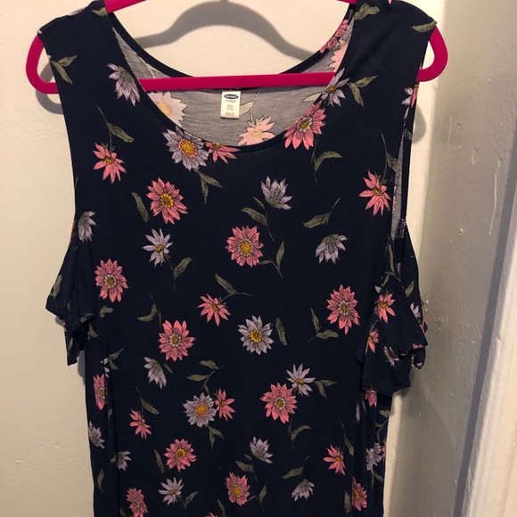 Old navy floral top - Picture 1 of 2